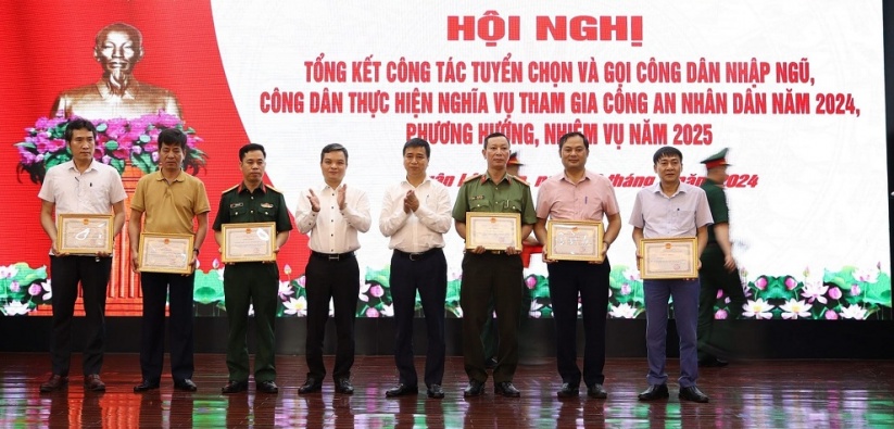 Quận Lê Chân:  Tổng kết công tác tuyển chọn, gọi công dân nhập ngũ, công dân tham gia nghĩa vụ Công an nhân dân năm 2024