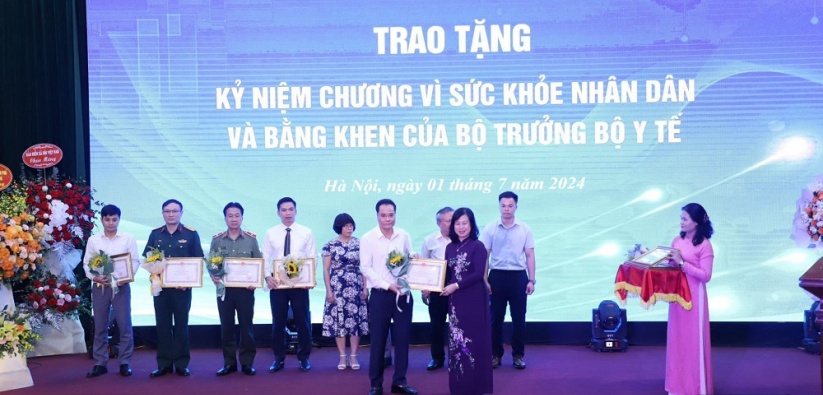 BHXH thành phố Hải Phòng được nhận Bằng khen của Bộ trưởng Bộ Y tế