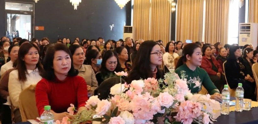 Hội Liên hiệp Phụ nữ quận Lê Chân: Tổ chức hội thảo về công tác chăm sóc giáo dục trẻ, cách cha mẹ làm bạn cùng con