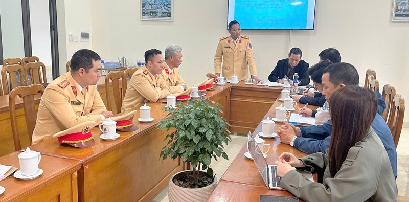 Đội 3 Phòng CSGT tổ chức tuyên truyền TTATGT đến 100% trường học trên địa bàn quận Hồng Bàng