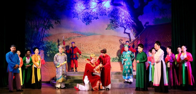 Hội đồng nghệ thuật thành phố thẩm định vở chèo “Ngôi sao trung nghĩa” trước khi ra mắt khán giả vào 26/4 tới