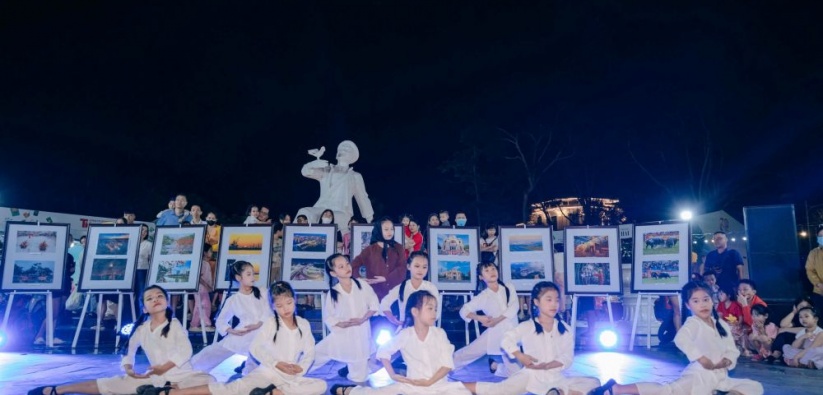 Chương trình nghệ thuật đường phố Hải Phòng 2025 thu hút đông đảo Nhân dân và du khách 